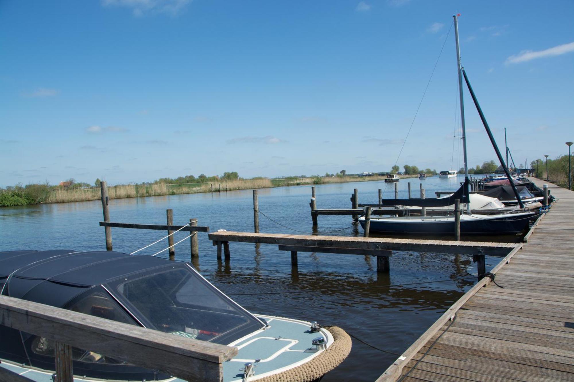Fries Vakantiehuis, grote tuin, nabij het Pikmeer Grou Buitenkant foto